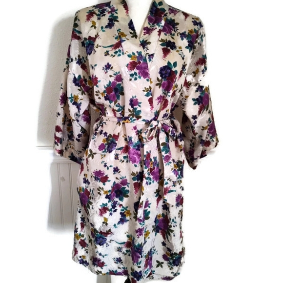 Other - Floral Print Spring Kimono Robe One Size up to Size Large